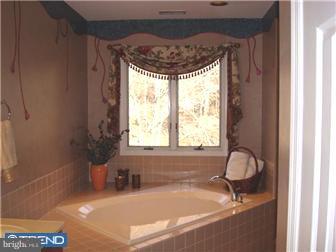 255 Watch Hill Road Exton, PA 19341 - Photo 9 of 12 Gallery Image 9