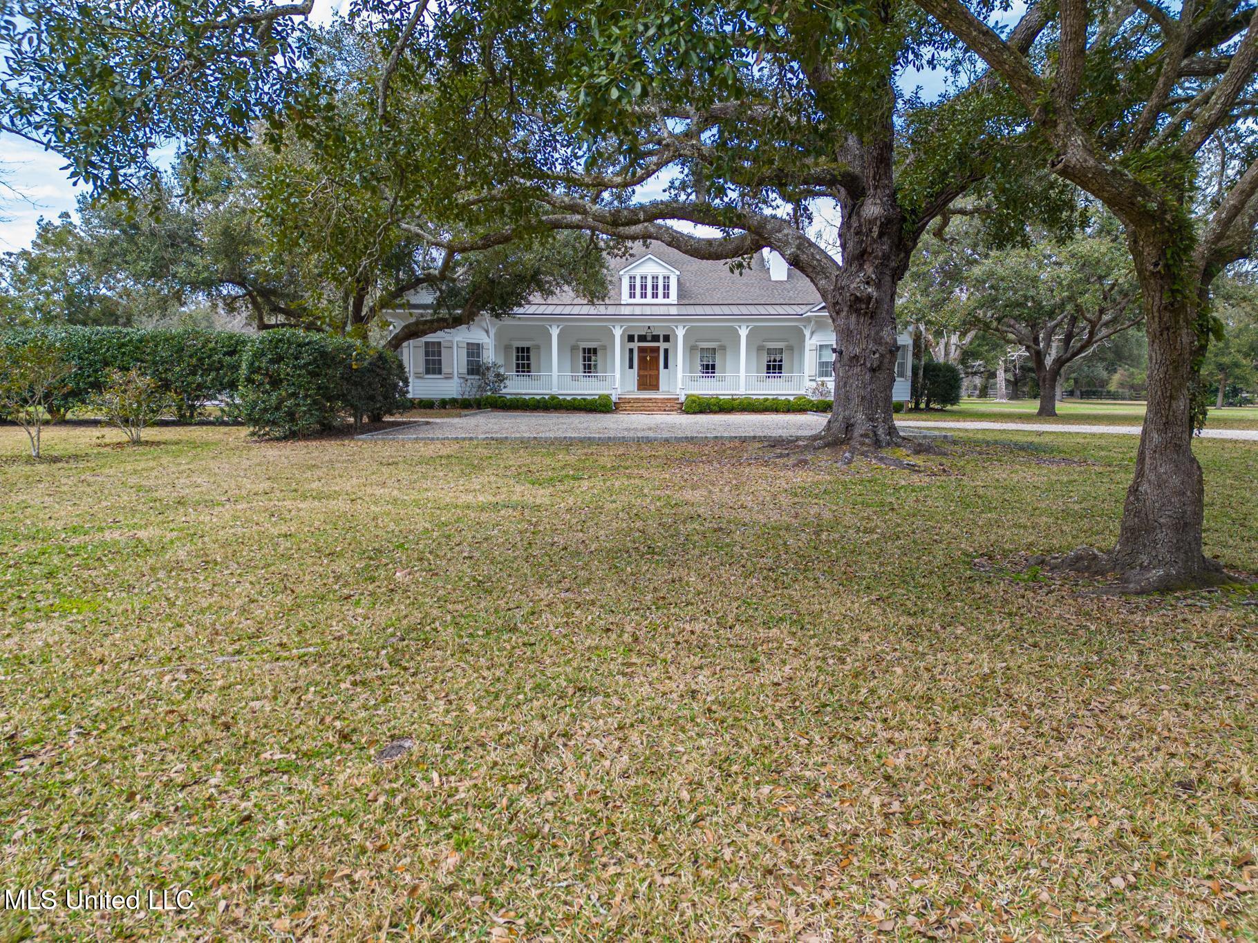 22990 Arcadia Farm Road Pass Christian, MS 39571 - Photo 14 of 64 Acadiana Farm-11