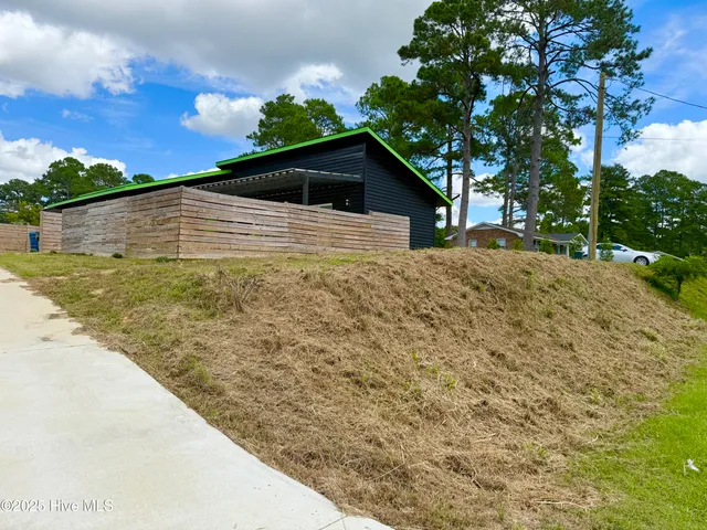 $350,000 | 1718 Highland Drive, Washington, NC 27889