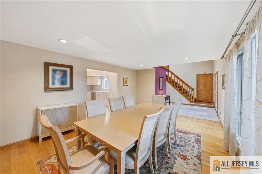 121 West Hill Road Colonia, NJ 07067 - Photo 9 of 41