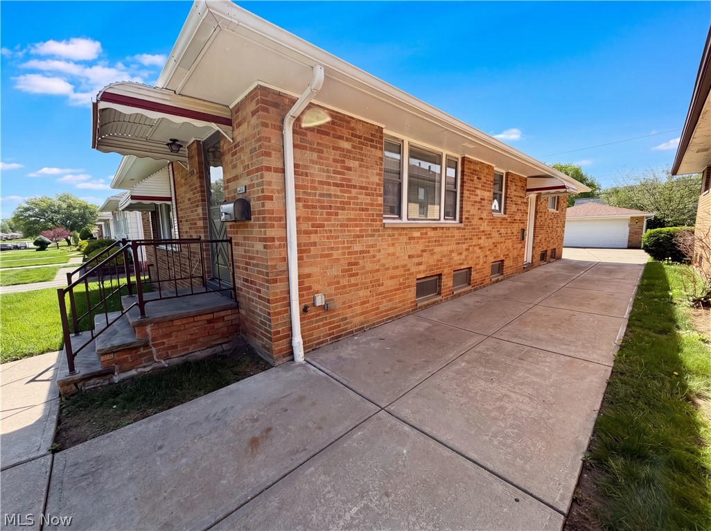 13606 Carpenter Road Cleveland, OH 44125 - Photo 1 of 17 Gallery Image 1