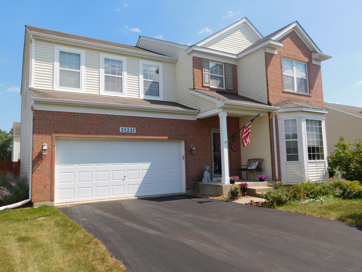 25227 Spring Street Manhattan, IL 60442 - Photo 1 of 34