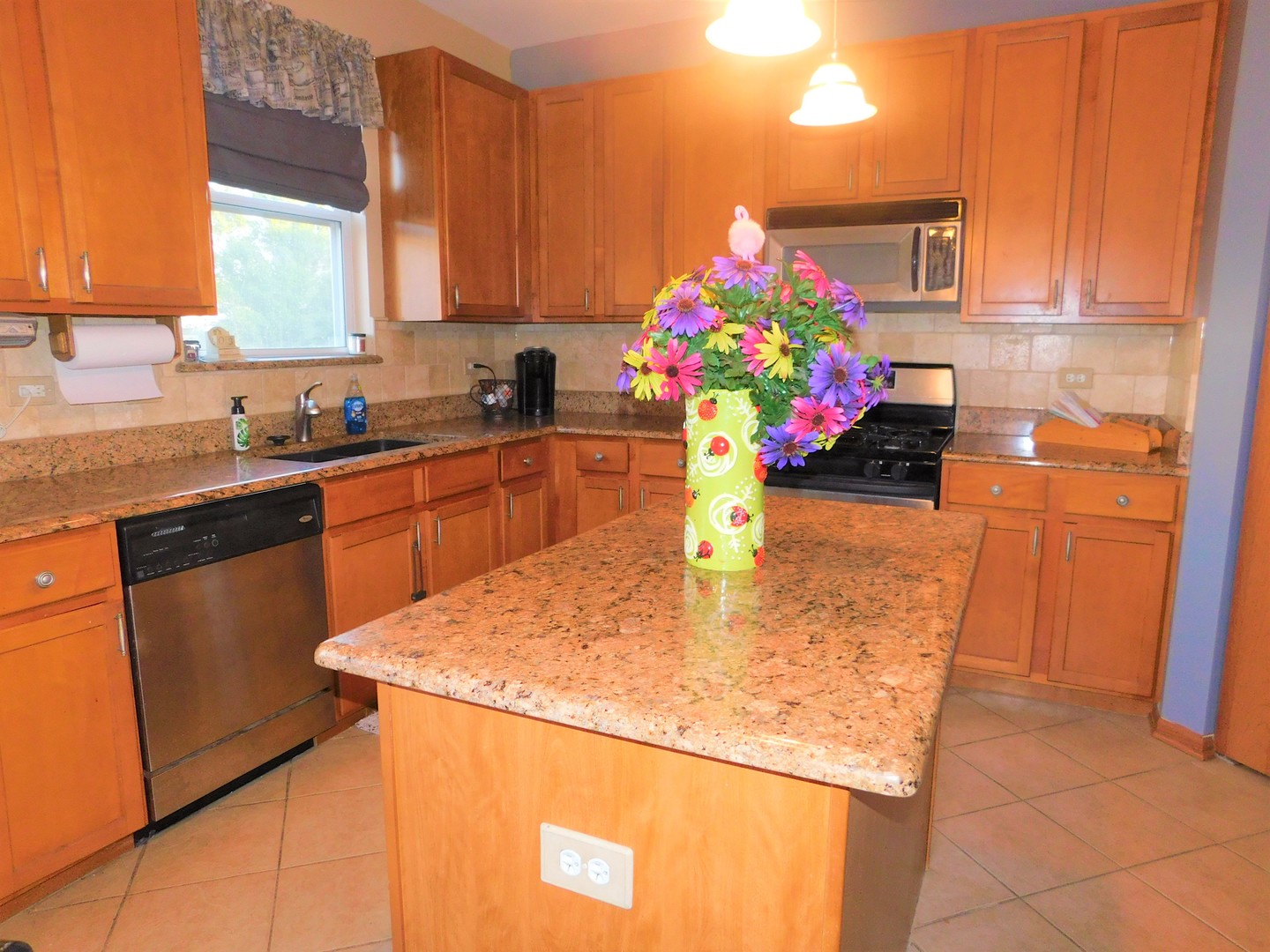 25227 Spring Street Manhattan, IL 60442 - Photo 13 of 34
