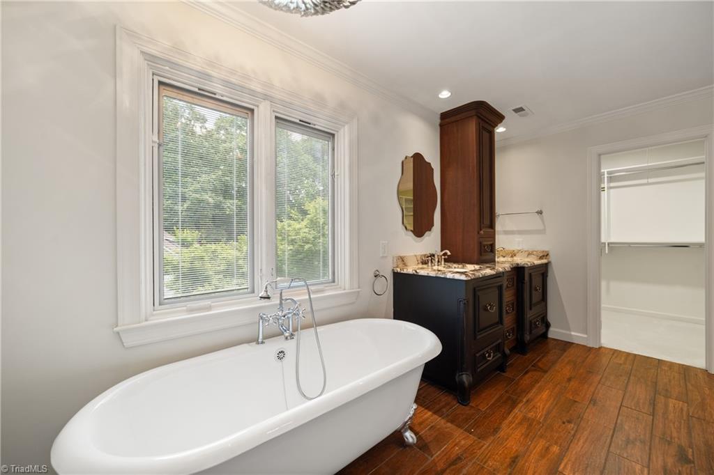 1015 Greenhurst Road Winston-Salem, NC 27104 - Photo 28 of 48