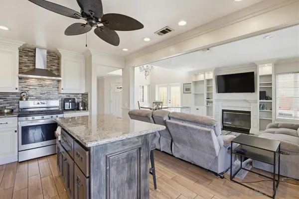 $699,000 | 746 Granite Hills Circle, El Cajon, CA 92019