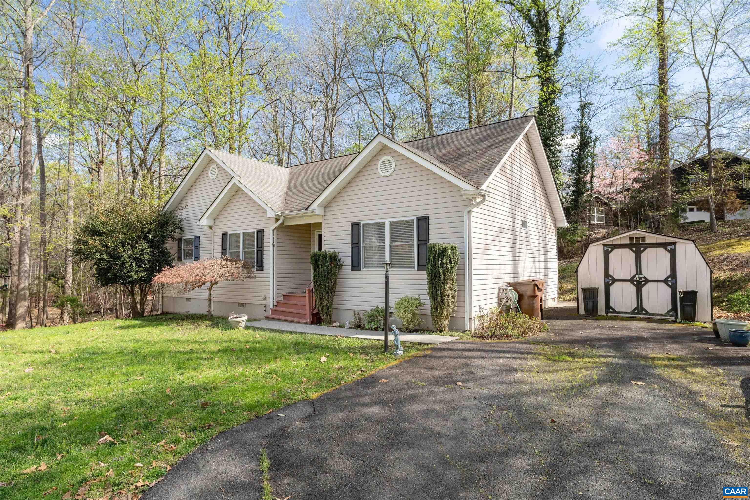 3 Brougham Road Palmyra, VA 22963 - Photo 3 of 45
