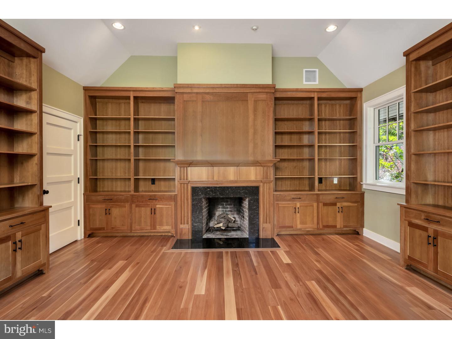 591 Lake Drive Princeton, NJ 08540 - Photo 13 of 25