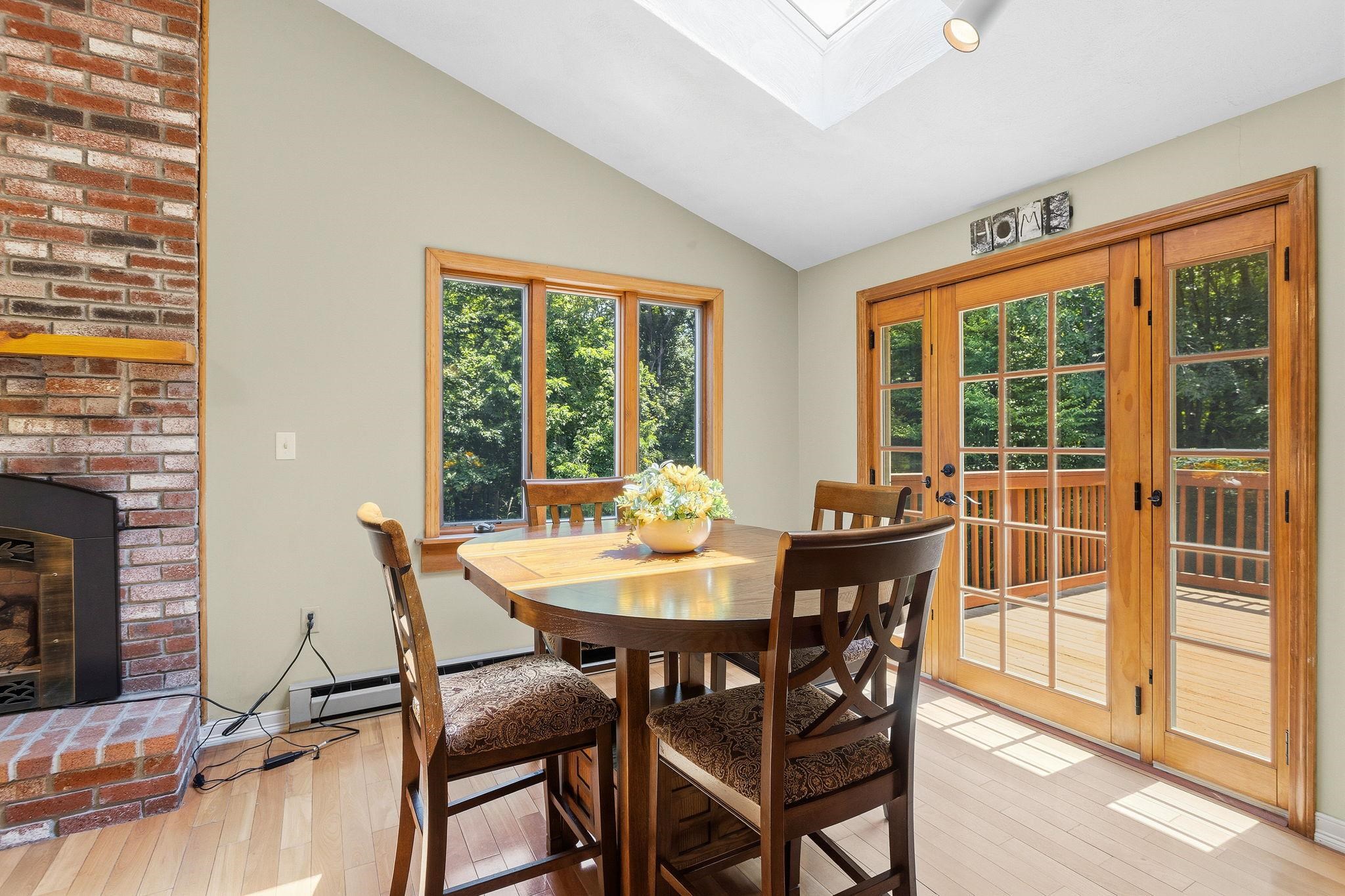 77 Tsienneto Road Derry, NH 03038 - Photo 22 of 57