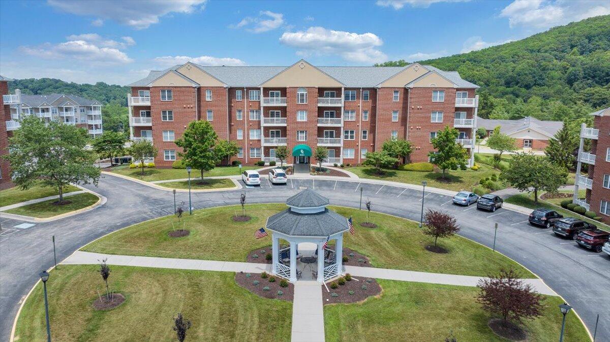 4444 Pheasant Ridge Road, Unit 405 Roanoke, VA 24014 - Photo 1 of 77 01-13-4444 Building 3