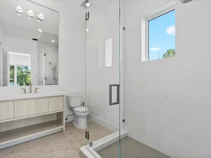 $4,999,000 | 8 Leeward Circle, Tequesta, FL 33469