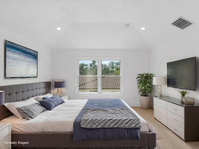 $4,999,000 | 8 Leeward Circle, Tequesta, FL 33469