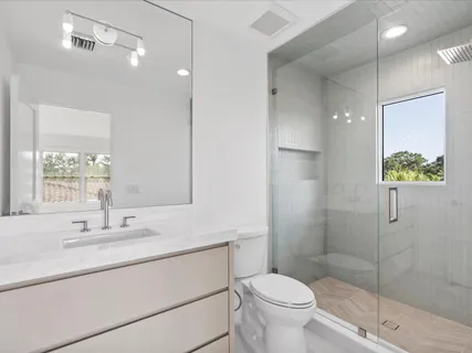 $4,999,000 | 8 Leeward Circle, Tequesta, FL 33469