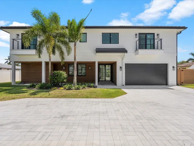 $4,999,000 | 8 Leeward Circle, Tequesta, FL 33469