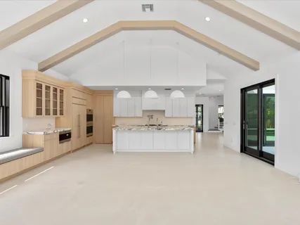 $4,999,000 | 8 Leeward Circle, Tequesta, FL 33469