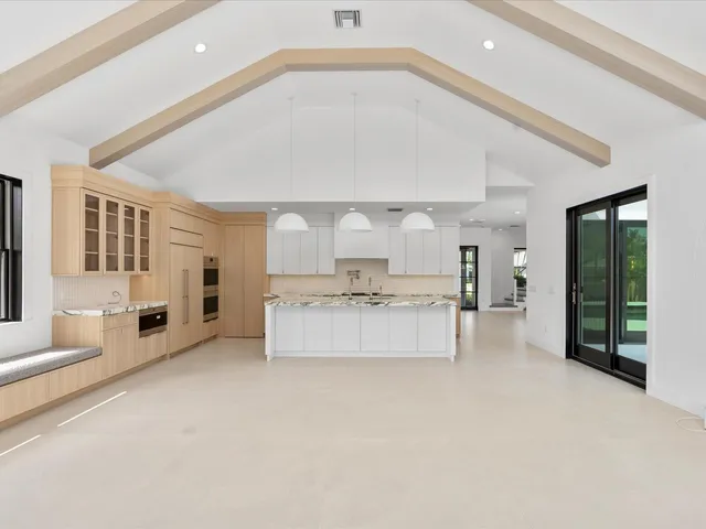 $4,999,000 | 8 Leeward Circle, Tequesta, FL 33469