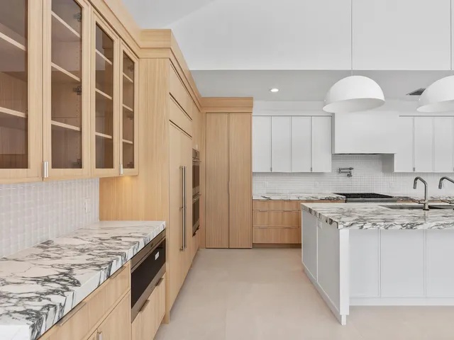 $4,999,000 | 8 Leeward Circle, Tequesta, FL 33469