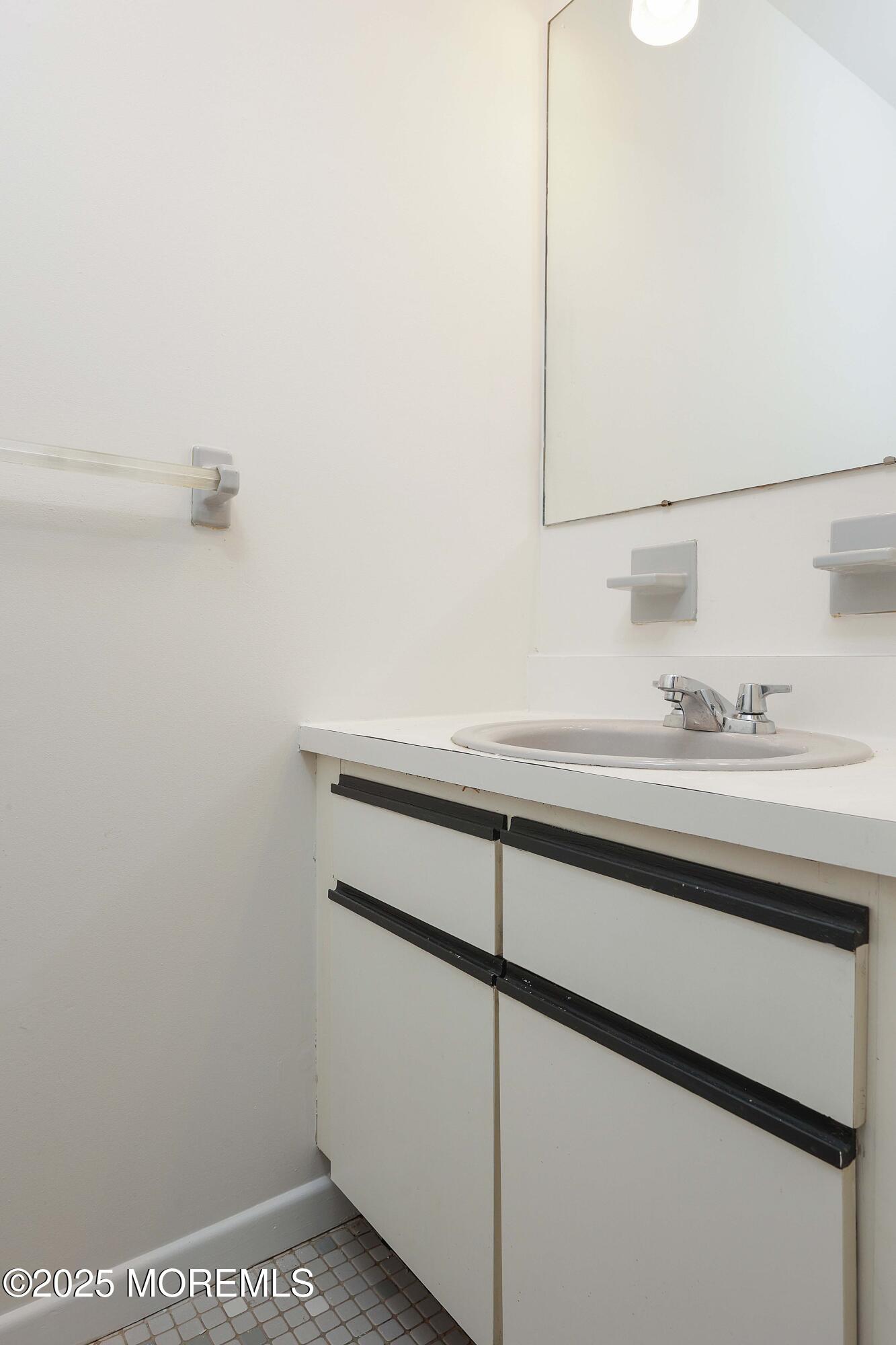 1096 Sawmill Road Brick, NJ 08724 - Photo 14 of 25 Half bath on 1st floor