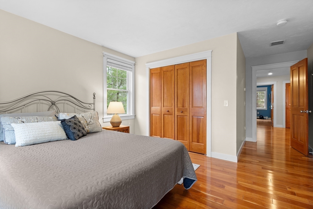 33 Glebe Street Taunton, MA 02780 - Photo 18 of 29