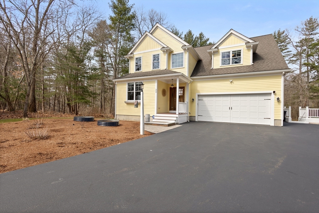 33 Glebe Street Taunton, MA 02780 - Photo 2 of 29