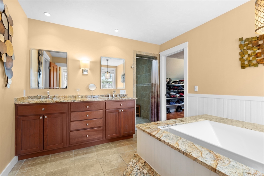 33 Glebe Street Taunton, MA 02780 - Photo 25 of 29