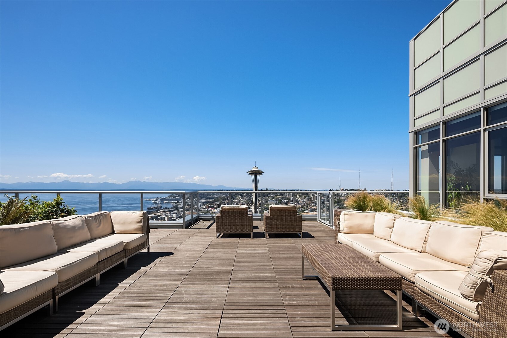 583 Battery Street, Unit 206N Seattle, WA 98121 - Photo 15 of 30