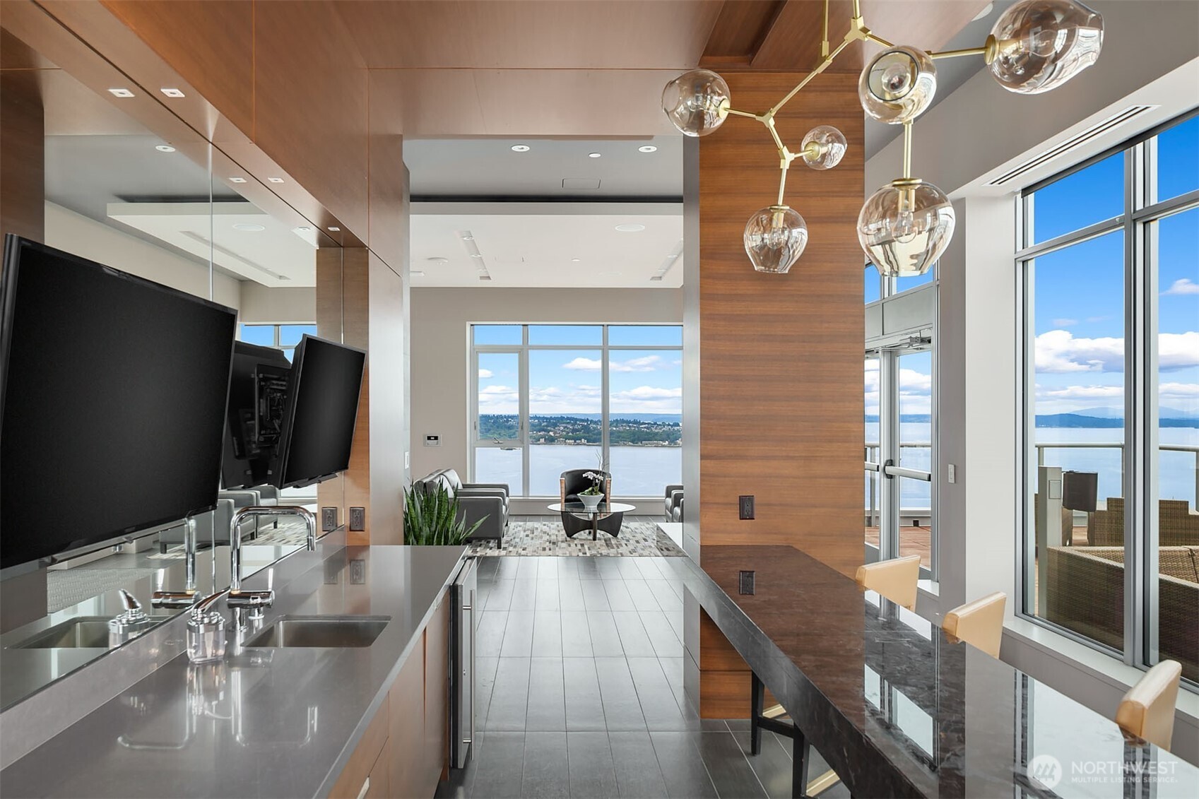 583 Battery Street, Unit 206N Seattle, WA 98121 - Photo 19 of 30