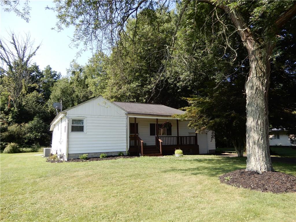 3446 Lamor Road Hermitage, PA 16148 - Photo 2 of 25 Gallery Image 2
