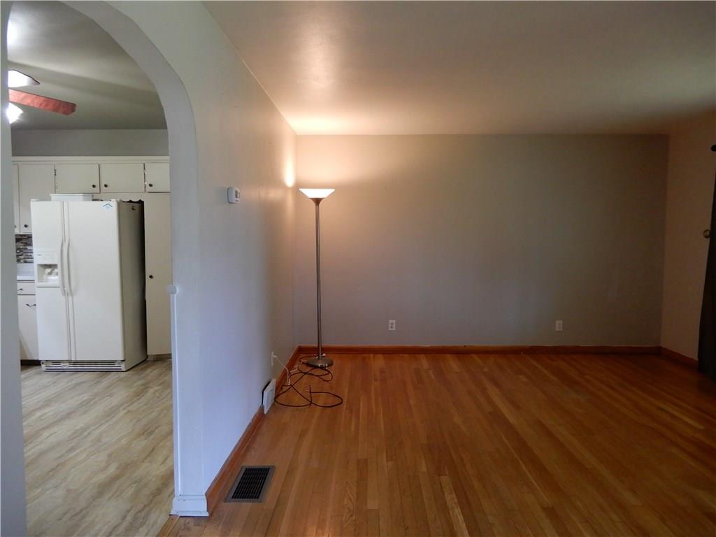 3446 Lamor Road Hermitage, PA 16148 - Photo 8 of 25 Gallery Image 8