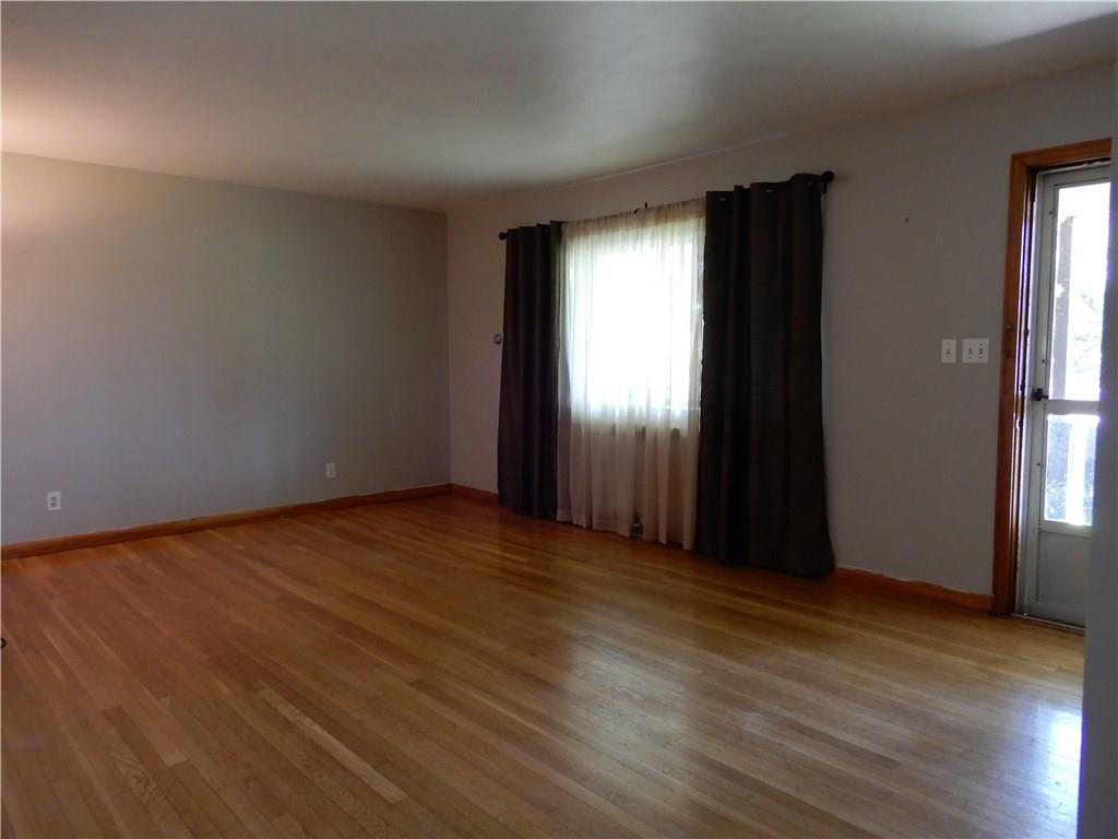 3446 Lamor Road Hermitage, PA 16148 - Photo 10 of 25 Gallery Image 10