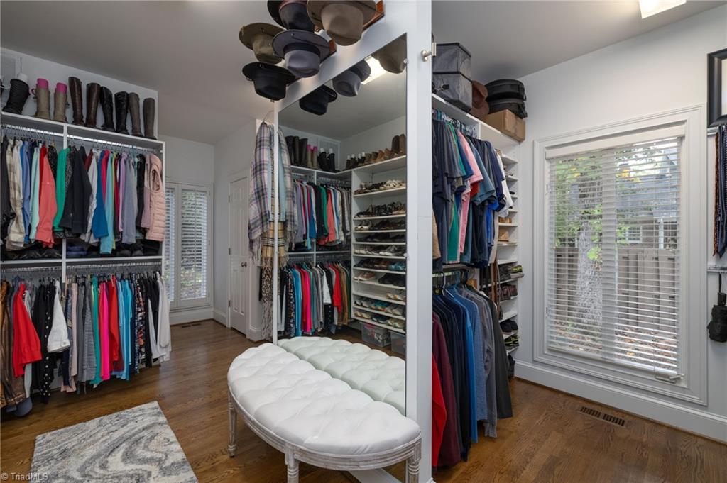 3 Elm Ridge Court Greensboro, NC 27408 - Photo 29 of 48 Walk-in closet / dressing area