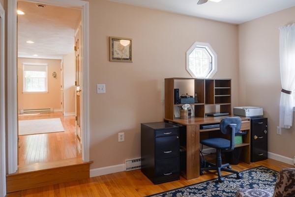 43 Sonning Road Beverly, MA 01915 - Photo 12 of 20 Gallery Image 12