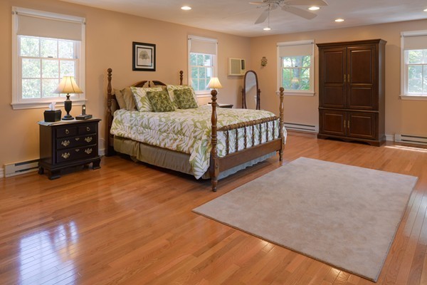 43 Sonning Road Beverly, MA 01915 - Photo 8 of 20 Gallery Image 8