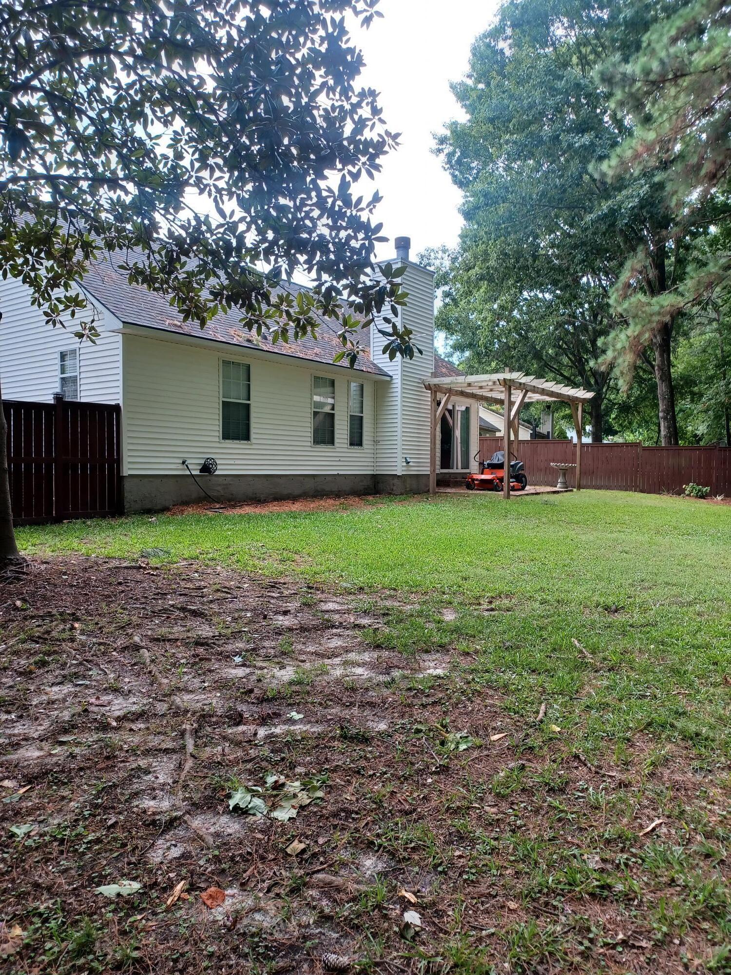 112 Jigsaw Road Summerville, SC 29485 - Photo 3 of 6 1000024405