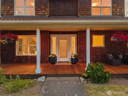 $1,390,000 | 5413 Welfare Avenue Northeast, Bainbridge Island, WA 98110