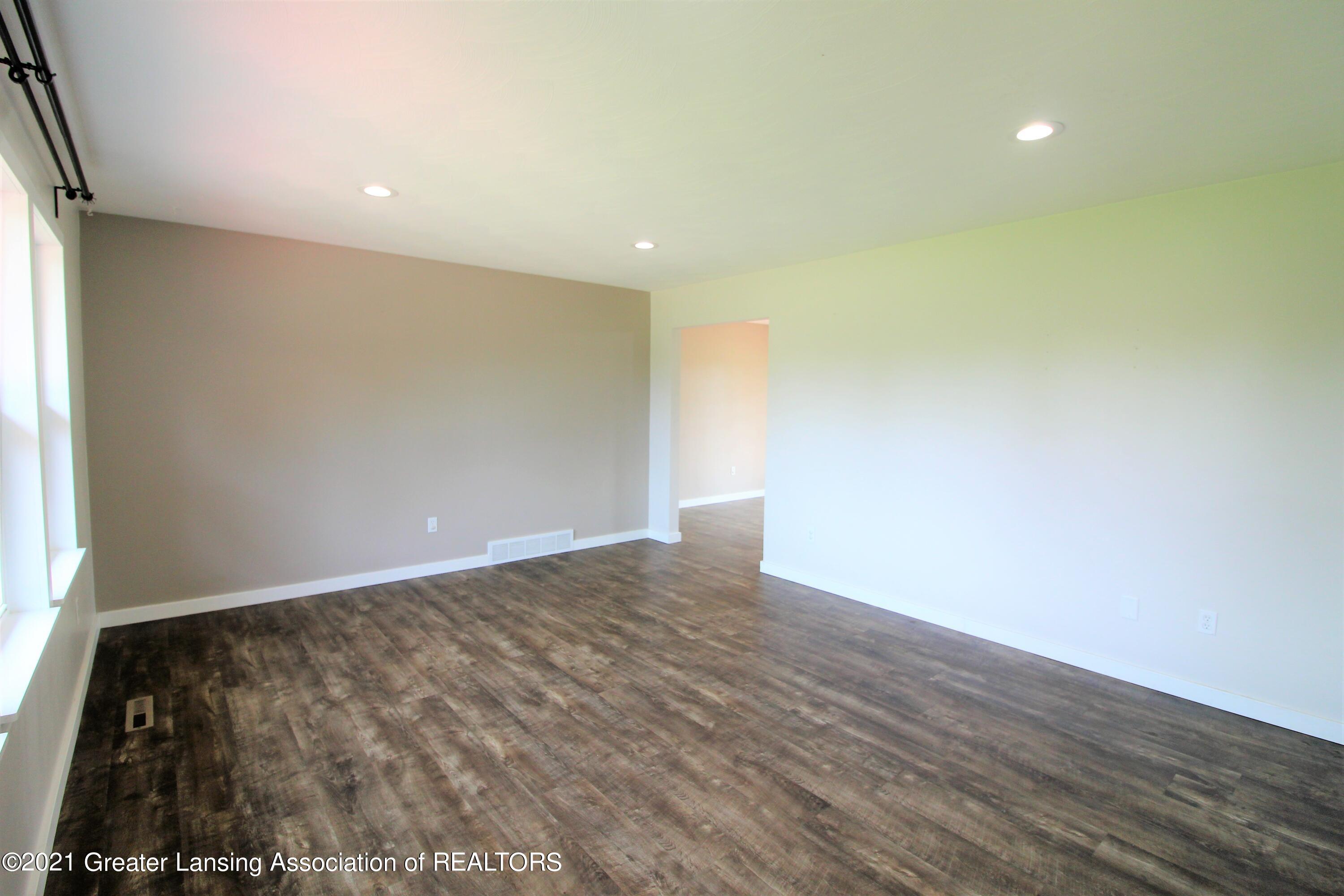 2812 Avery Road St. Johns, MI 48879 - Photo 13 of 25 avery living