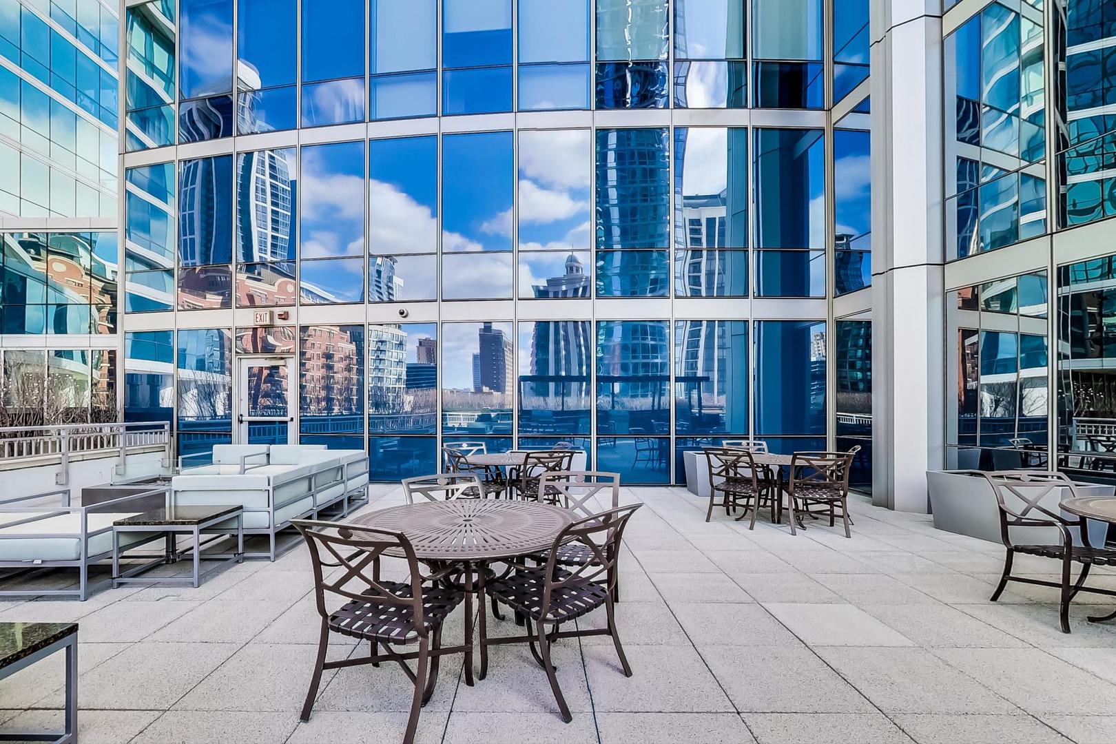 1211 South Prairie Avenue, Unit 1404 Chicago, IL 60605 - Photo 51 of 57