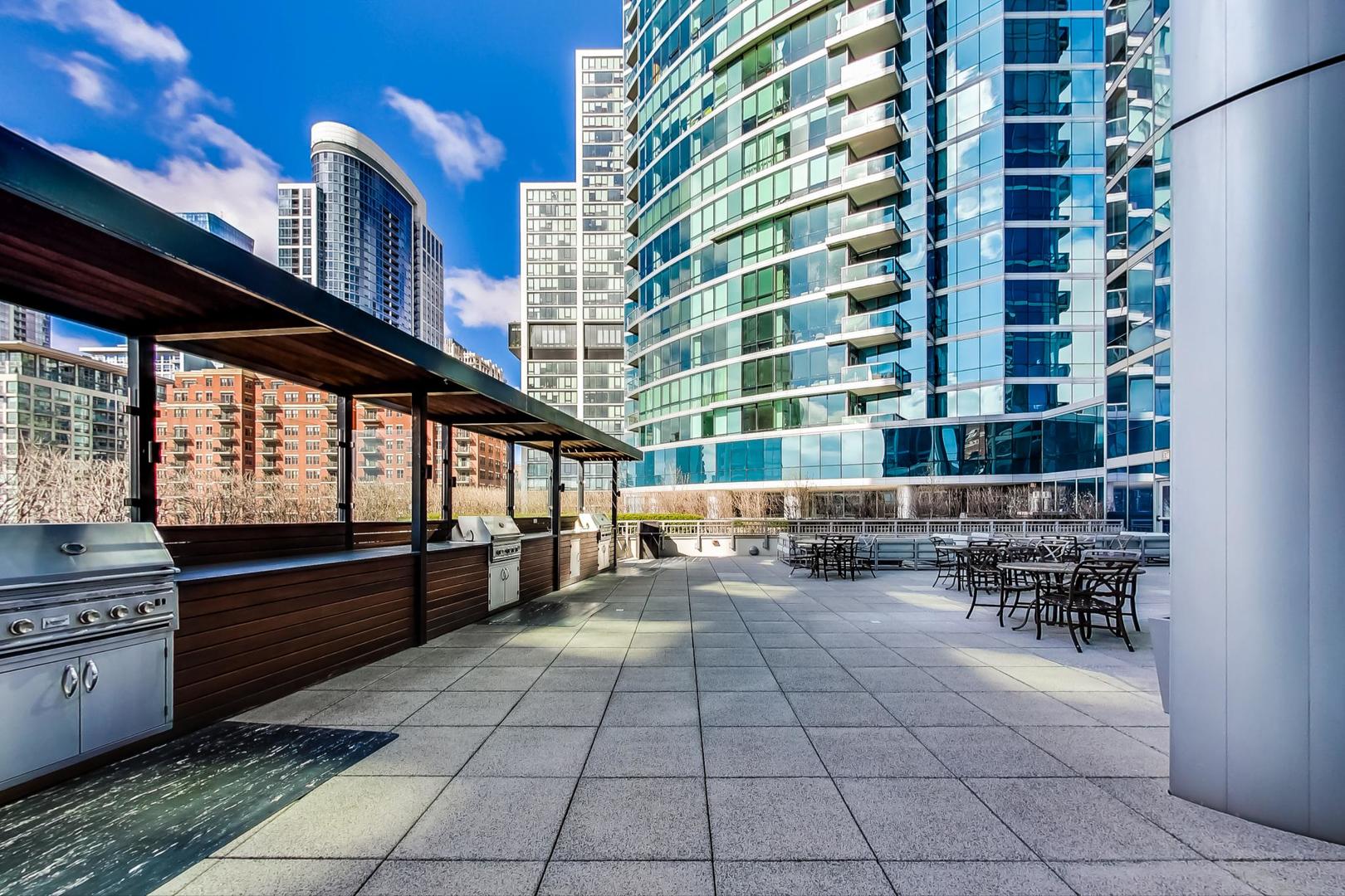 1211 South Prairie Avenue, Unit 1404 Chicago, IL 60605 - Photo 53 of 57