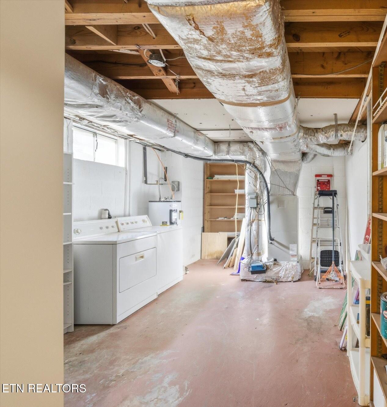 124 Crest Lane Clinton, TN 37716 - Photo 31 of 38 29-124-Crest-Ln-Clinton-TN-29