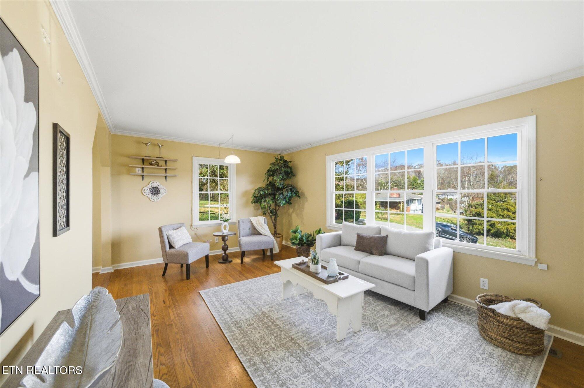 124 Crest Lane Clinton, TN 37716 - Photo 7 of 38 07-124-Crest-Ln-Clinton-TN-7