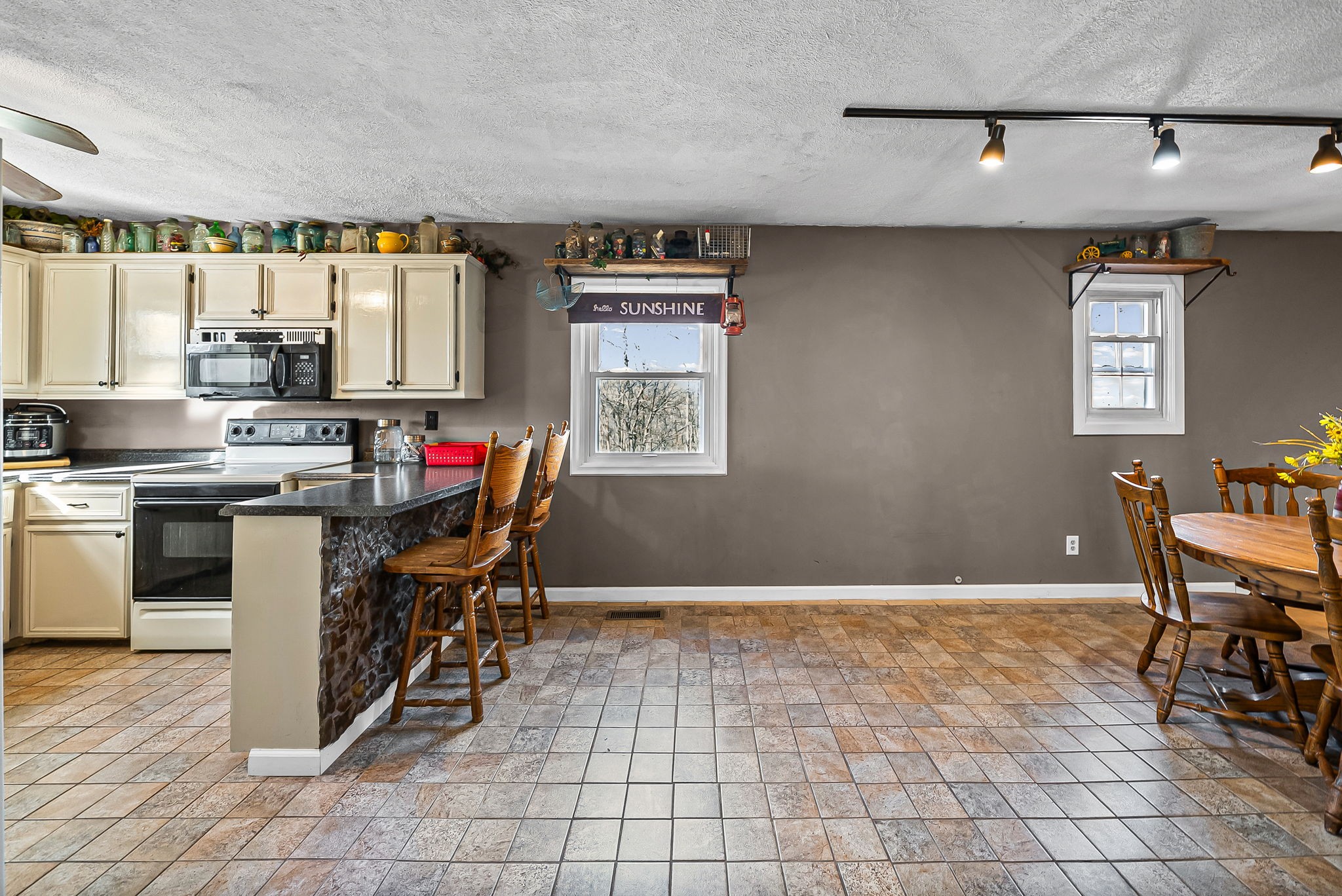 448 East Ross School Road Cadiz, KY 42211 - Photo 8 of 36