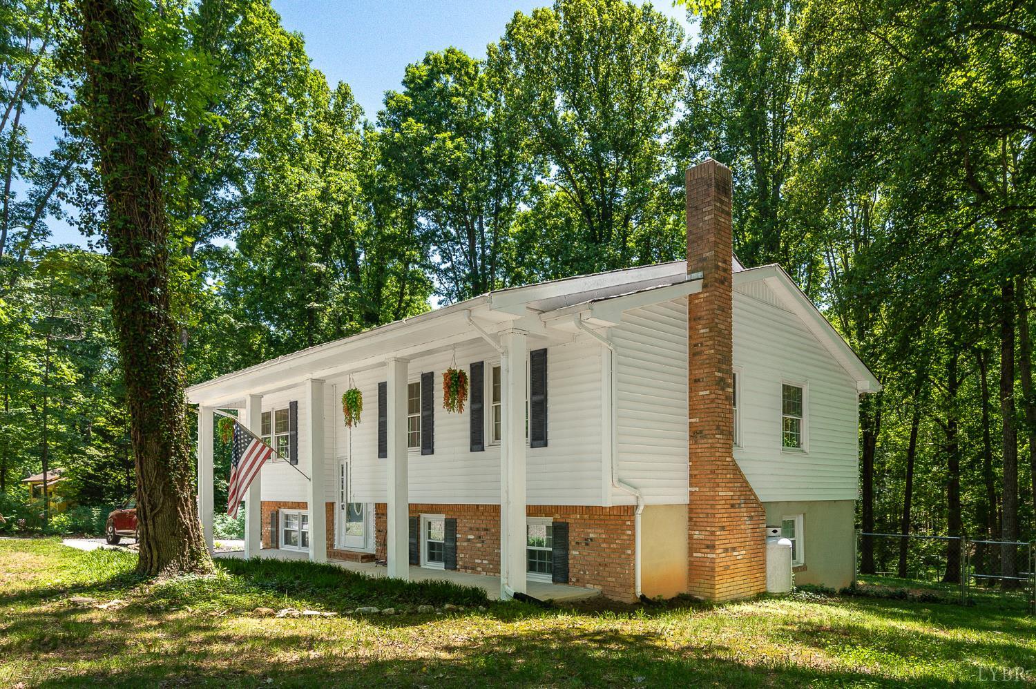 1778 Parker Road Bedford, VA 24523 - Photo 2 of 44