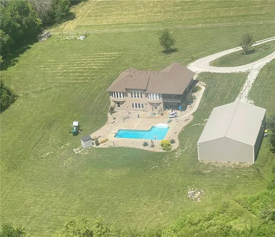 $825,000 | 32505 East Lone Jack Lees Summit Road, Lee's Summit, MO 64086