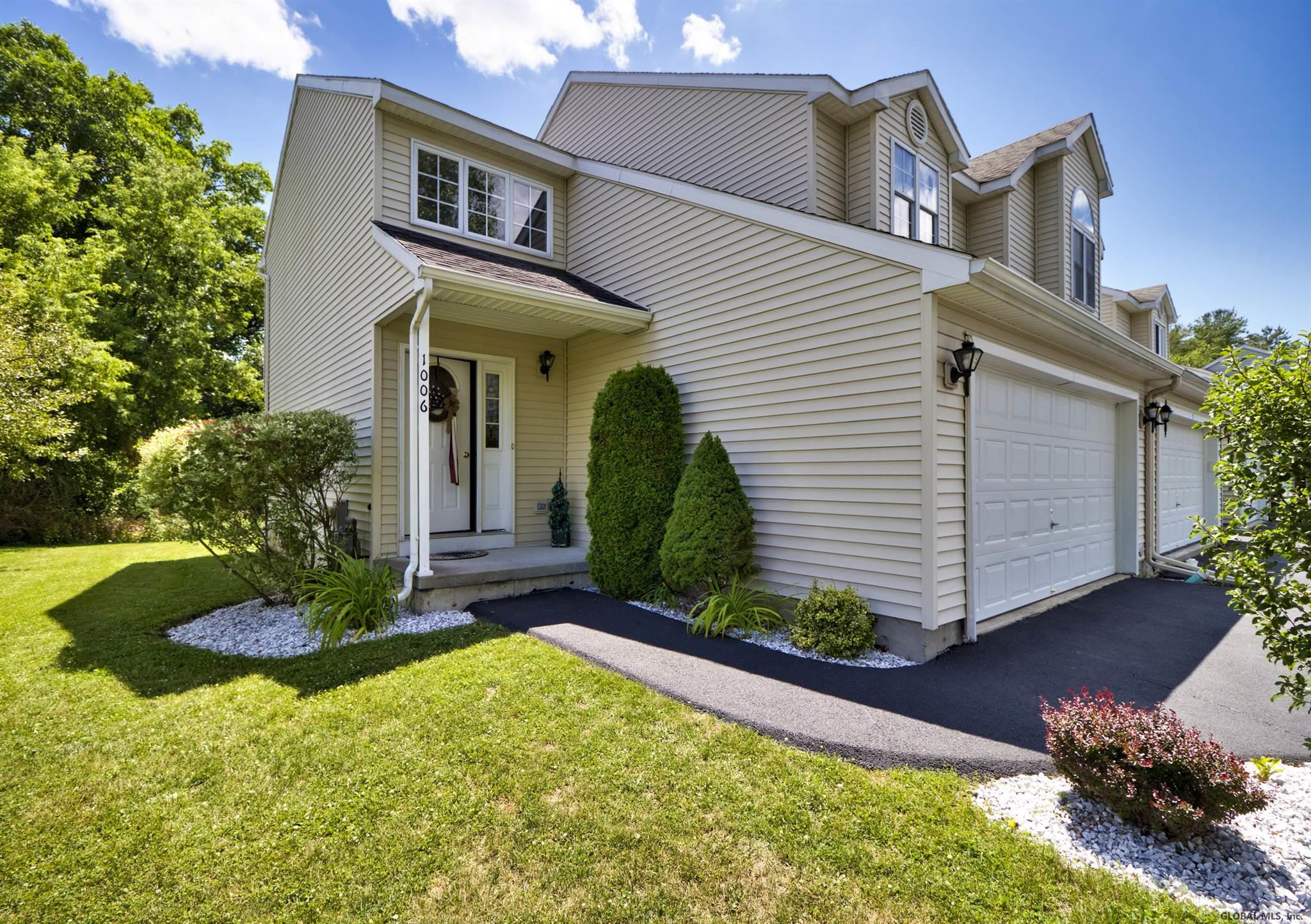 1006 Sterling Ridge Drive Rensselaer, NY 12144 - Photo 2 of 32 Photo 2
