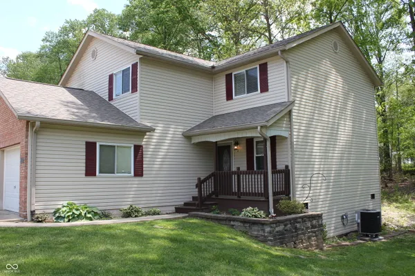$198,900 | 1018 North Forest View Drive South, Bloomington, IN 47404