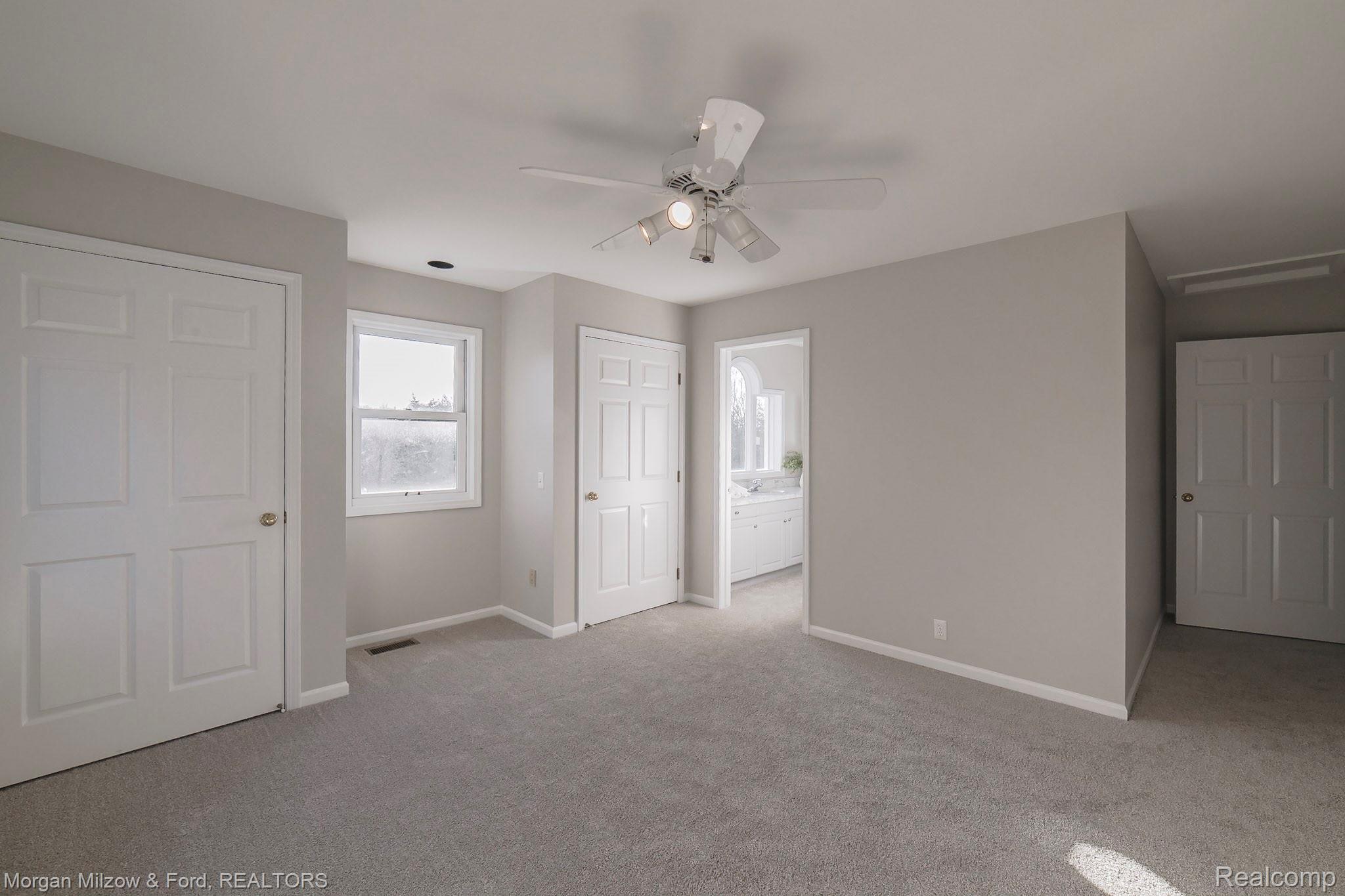 5848 Clarkston Road Clarkston, MI 48348 - Photo 37 of 80 Clarkston (37).jpg