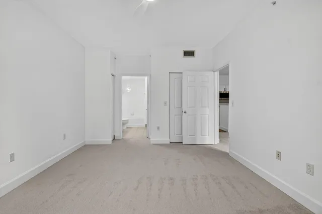 $2,850 | 630 South Sapodilla Avenue, Unit 121, West Palm Beach, FL 33401