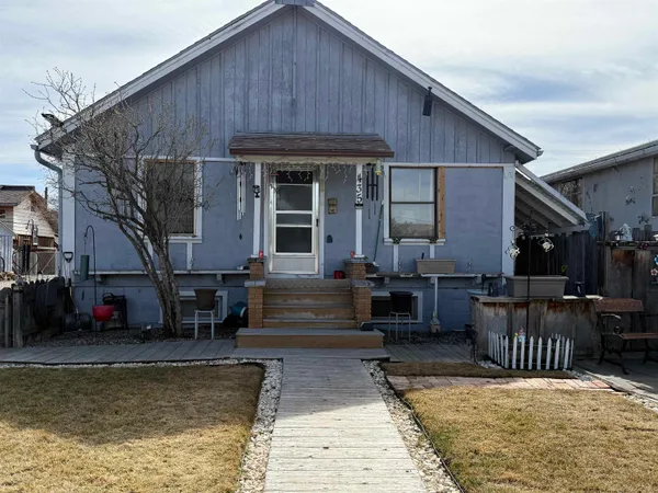 $225,000 | 435 Warren Street, Thermopolis, WY 82443