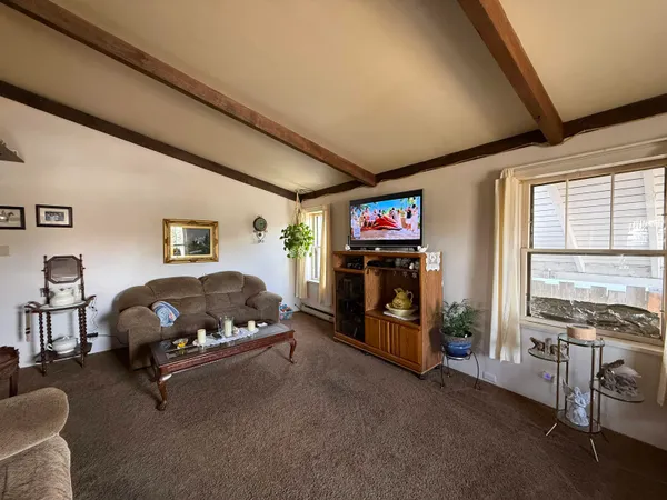 $225,000 | 435 Warren Street, Thermopolis, WY 82443