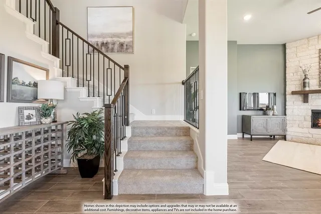 a view of entryway and hall