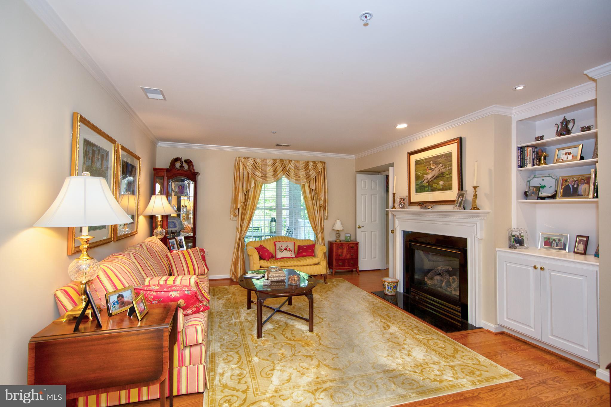 12021 Tralee Road, Unit 304 Lutherville-Timonium, MD 21093 - Photo 9 of 34 Formal living room
